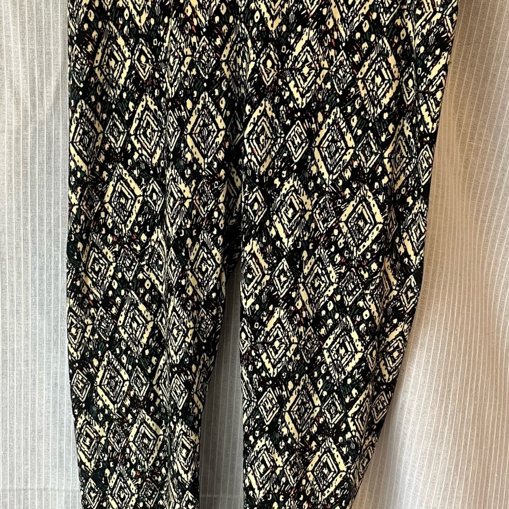 LulaRoe girls leggings OS